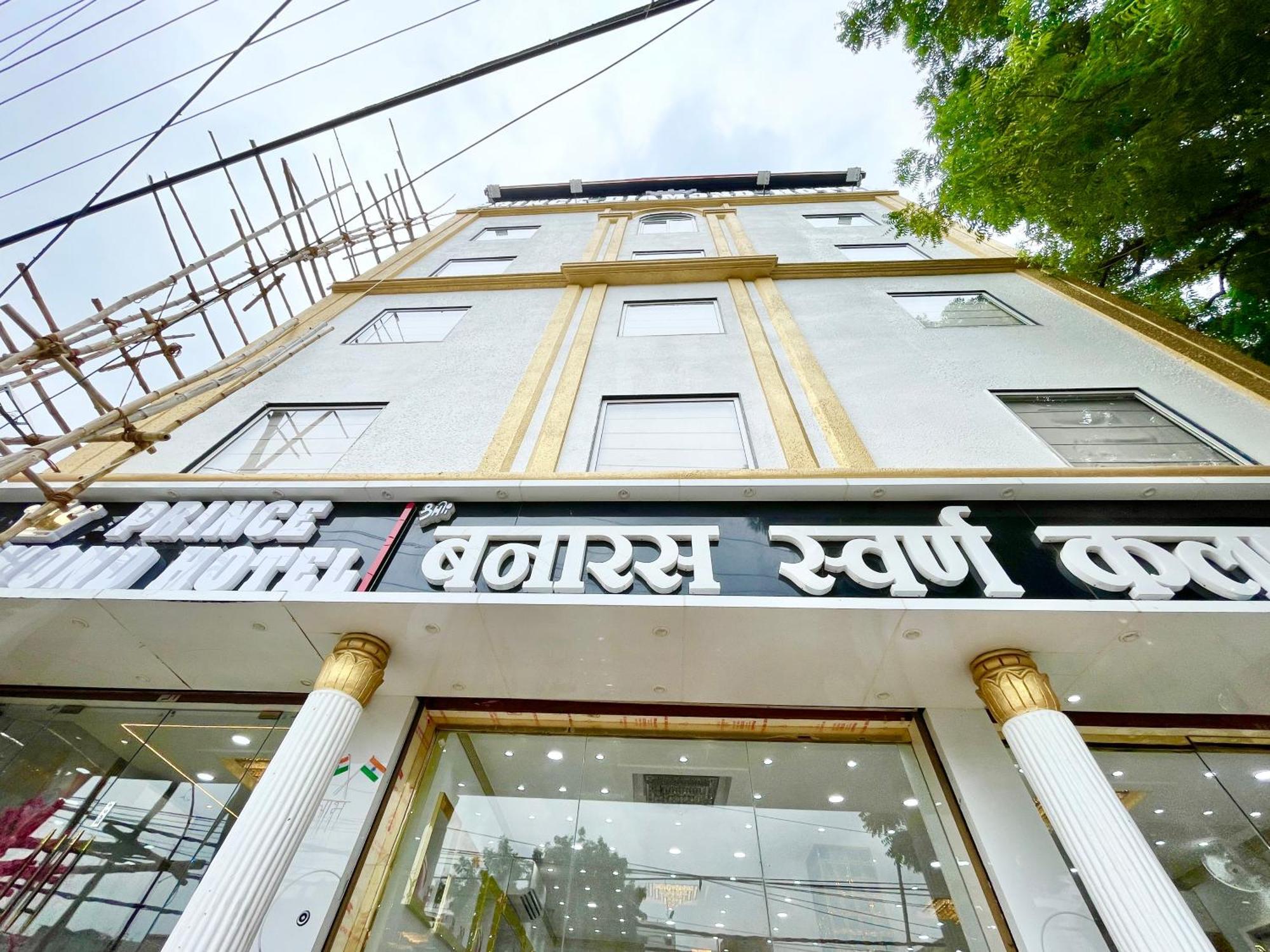 Hotel Prince D In Varanasi Exterior foto